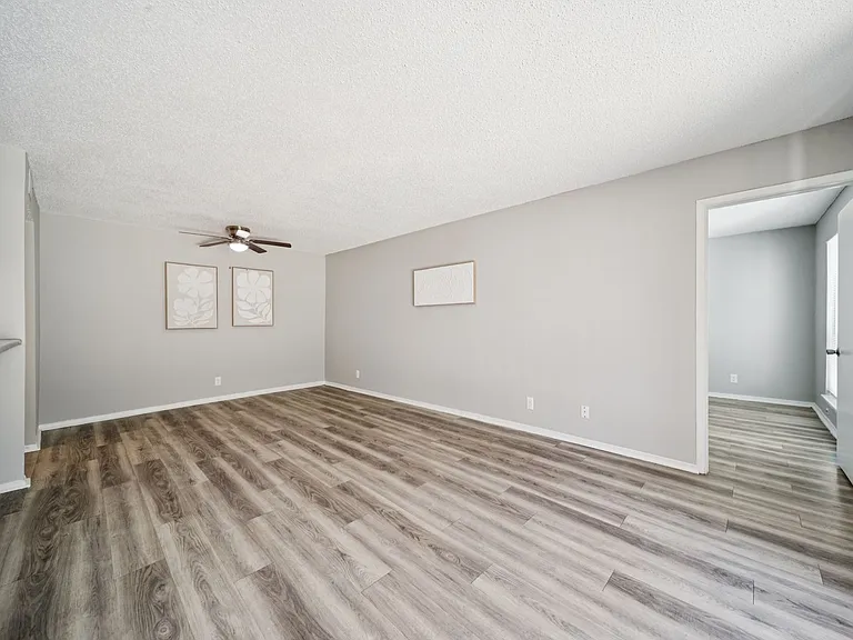 Cedar Park Apartments — Photo 41