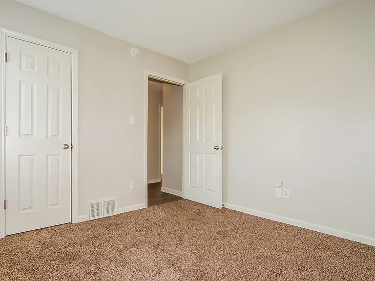 10104 Cross Hill Rd — Photo 14