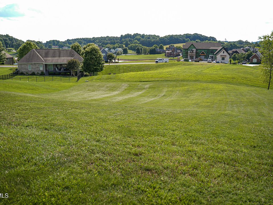 1st image of 112 Cardinal Point