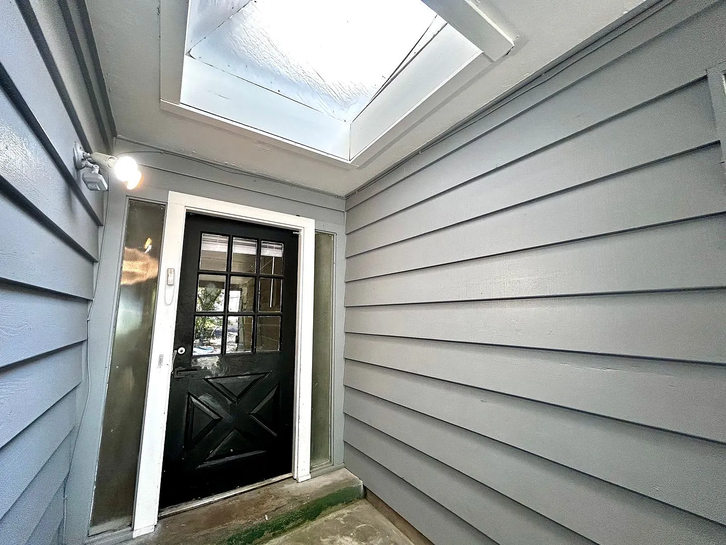 3304 Tom Green Unit A — Photo 2