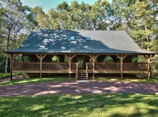 327 Mountain View Dr, Jim Thorpe, PA 18229