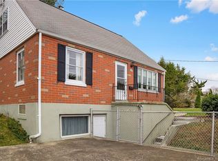 260 Riverside St, Oakville, CT 06779