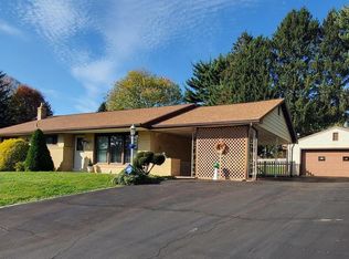 867 Elm St, Reading, PA 19605