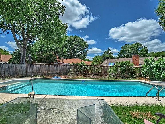 4th image of 1311 Bergen Ct