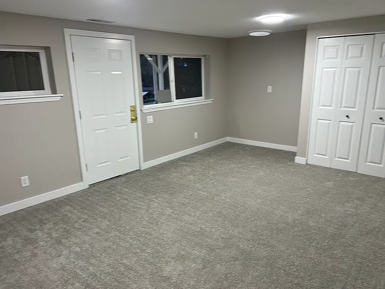 Large 3rd bedroom with entrance to outside