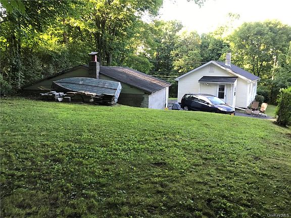 5th image of 8 Grove St