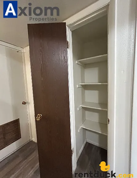 Fairway Estates Condominiums — Photo 10