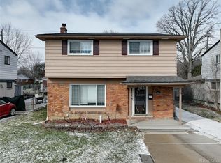 29841 Everett St, Southfield, MI 48076