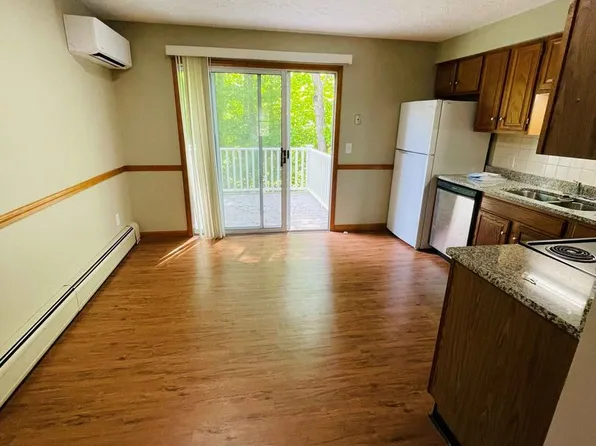 90-92 Elm Street - Srec Nbwb Llc, 90-92 Elm St #5, North Brookfield, MA 01535