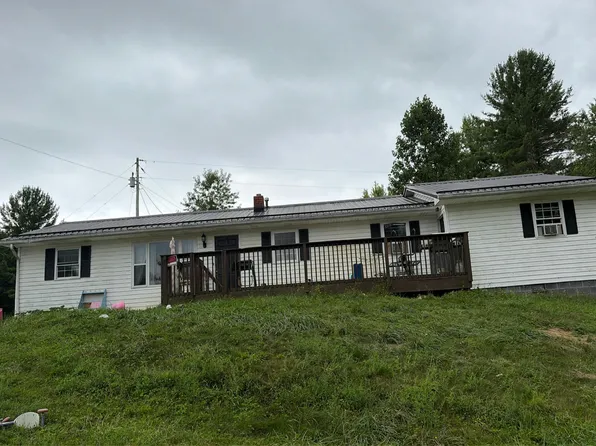120 Steagall Rd, Shady Valley, TN 37688