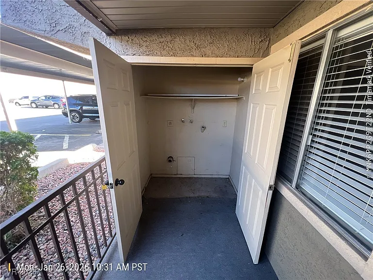 5242 River Glen Dr #441 — Photo 9