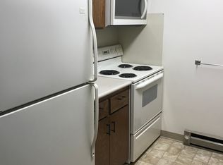 410 SE Cedar Ave, Hallock, MN 56728