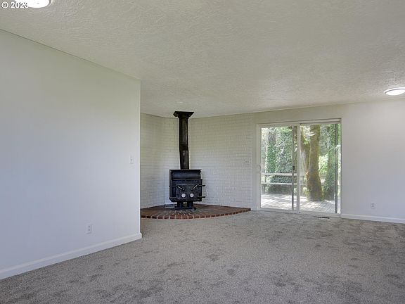 5th image of 24347 SE Filbert Rd