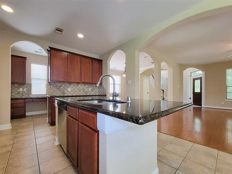 50 W Montfair Blvd — Photo 15
