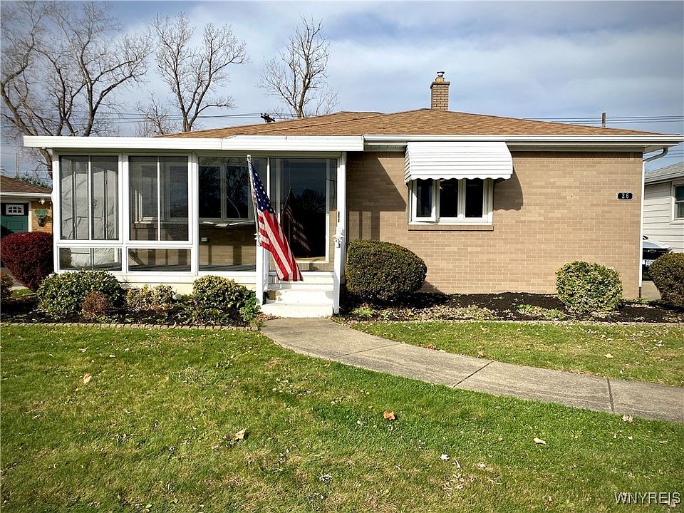 1st image of 26 Ceil Dr