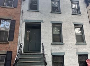 177 Lancaster St #1, Albany, NY 12210