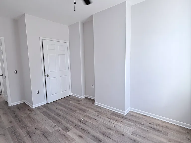 2400 Callow Ave #A — Photo 16