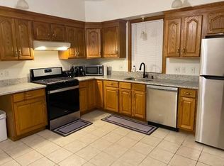 14 Stoddard St, Woburn, MA 01801