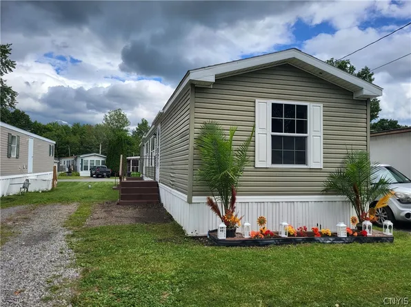 785 Fyler Rd Trailer 22, Kirkville, NY 13082