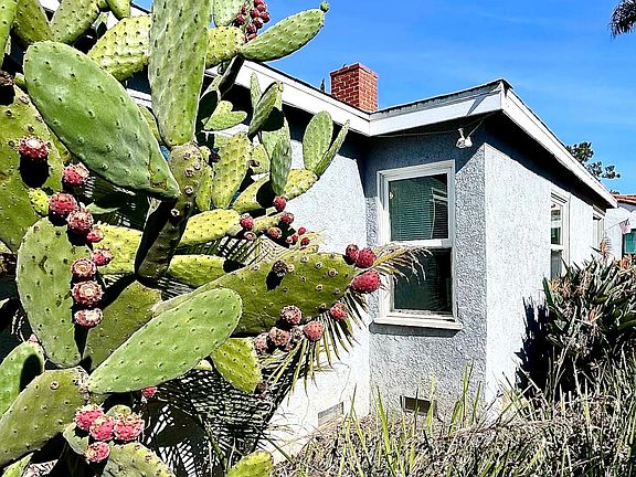 2nd image of 3017 Urban Ave