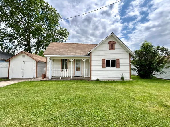 507 Center St, Garwin, IA 50632