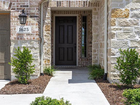 3rd image of 1625 Winsome Way