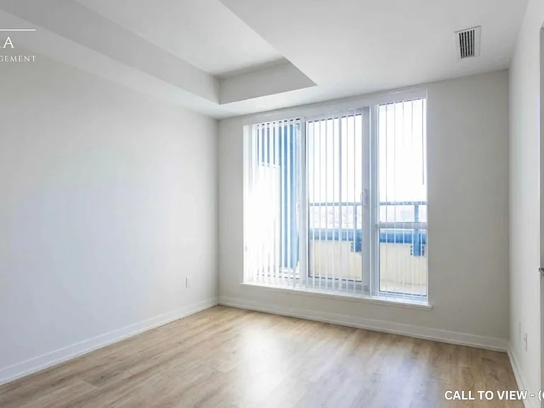 2300 Saint Clair Ave W #306 — Photo 5