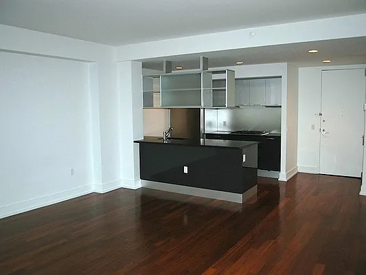 Rented by Sotheby's International Realty | media 31