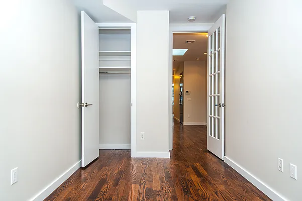 Rented by Nooklyn NYC LLC | media 139