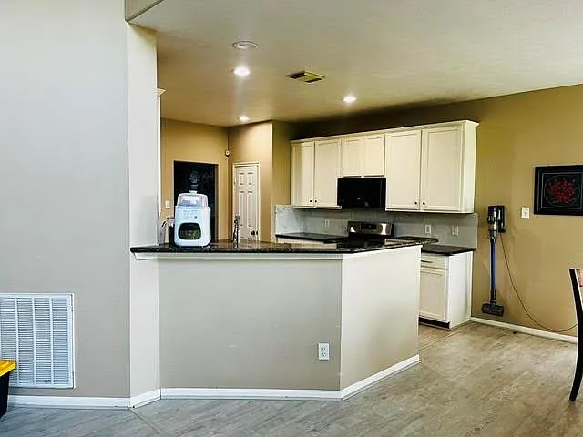 20523 Naples Terrace Ln — Photo 13
