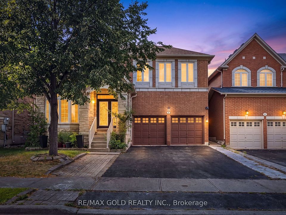 1st image of 50 Northface Cres