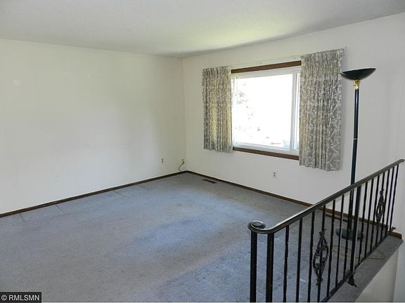 5th image of 2117 Bradley St