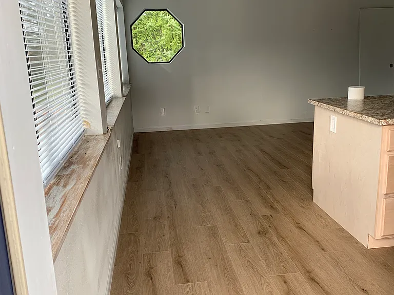 Lots of windows and sky lights give the feeling of a much larger unit.