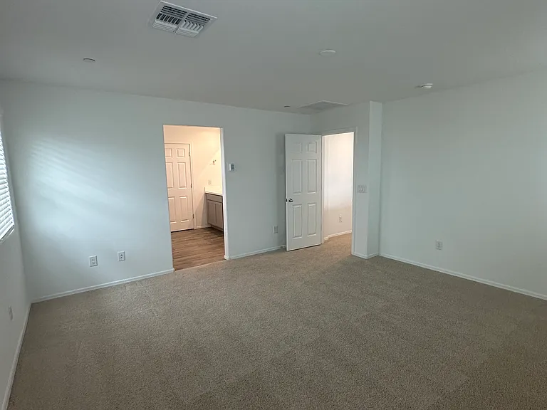 13330 W Eagle Feather Rd — Photo 14