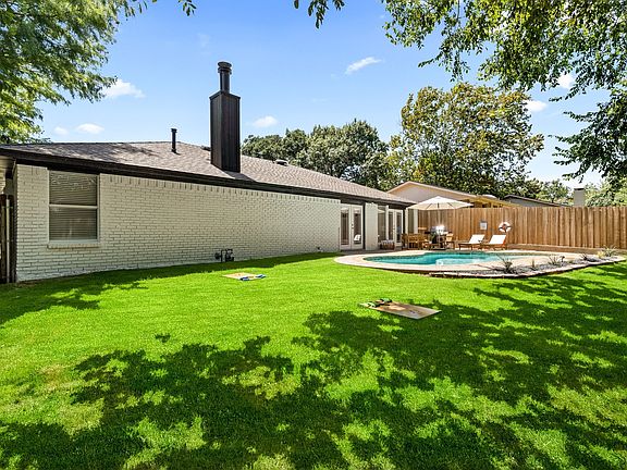 5th image of 8840 Camfield Way