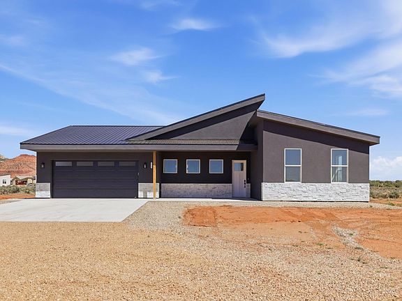 5th image of 4380 E Sego Lily Cir