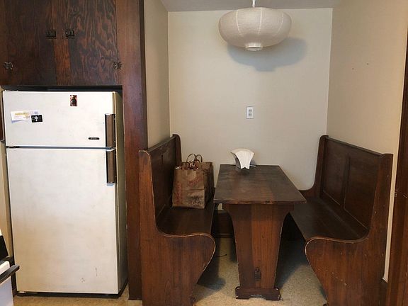 4th image of 505 N Division St APT 1