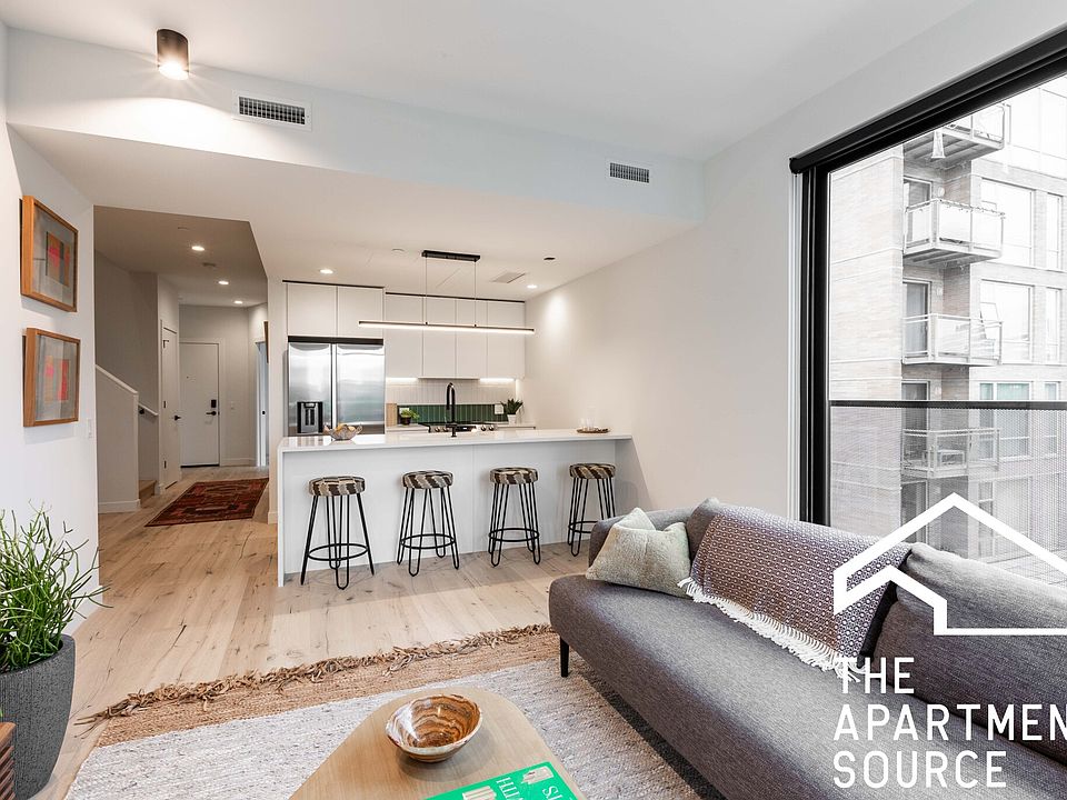 1st image of 1712 Oak Ave Penthouse 406