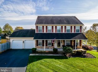3 Overlook Cir, Royersford, PA 19468