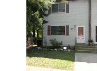 818 Hasting Ct, Newark, DE 19702