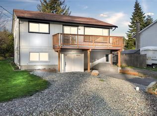 4644 Macintyre Ave, Courtenay, BC V9N 6R2