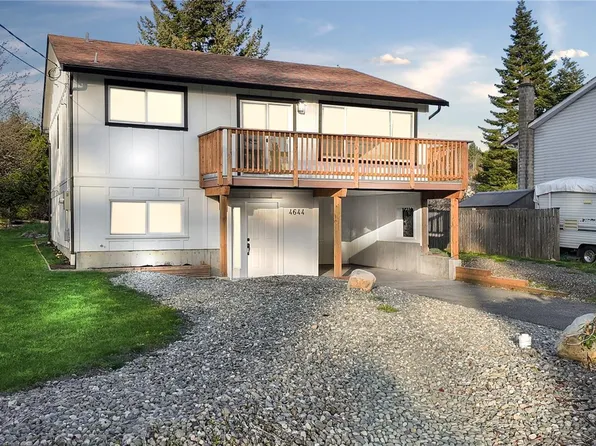 4644 Macintyre Ave, Courtenay, BC V9N 6R2