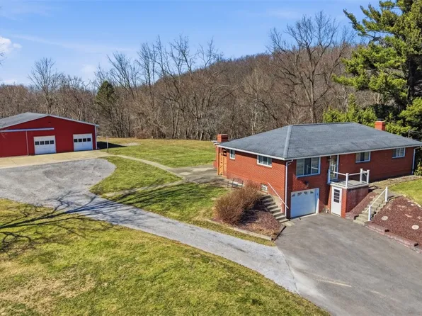 245 Conway Wallrose Rd, Freedom, PA 15042