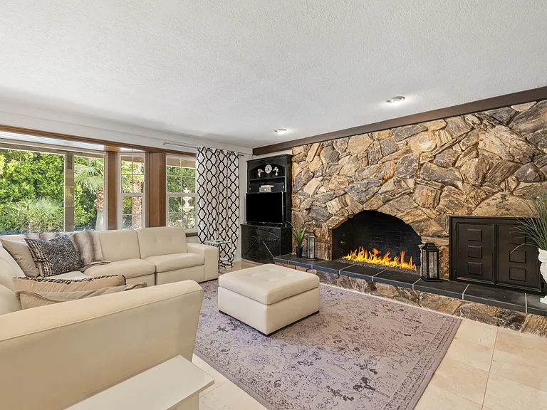 700 Camino Del Norte — Photo 11