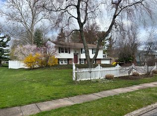 405 Jennifer Ln #1, Norristown, PA 19403