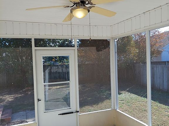 4th image of 5613 Edwin Deaver Dr