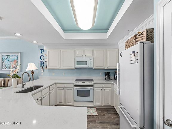 5th image of 9450 Thomas Dr #1401