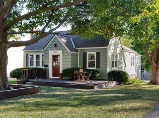 5609 Reeds Rd, Mission, KS 66202