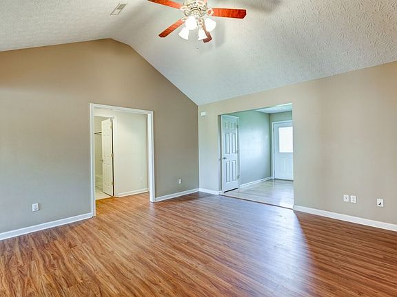 5th image of 478 Catalpa Cir