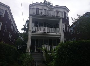 34 Robeson St, Jamaica Plain, MA 02130